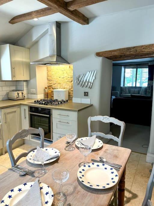Cotswold Cottage- Central Witney Exterior foto